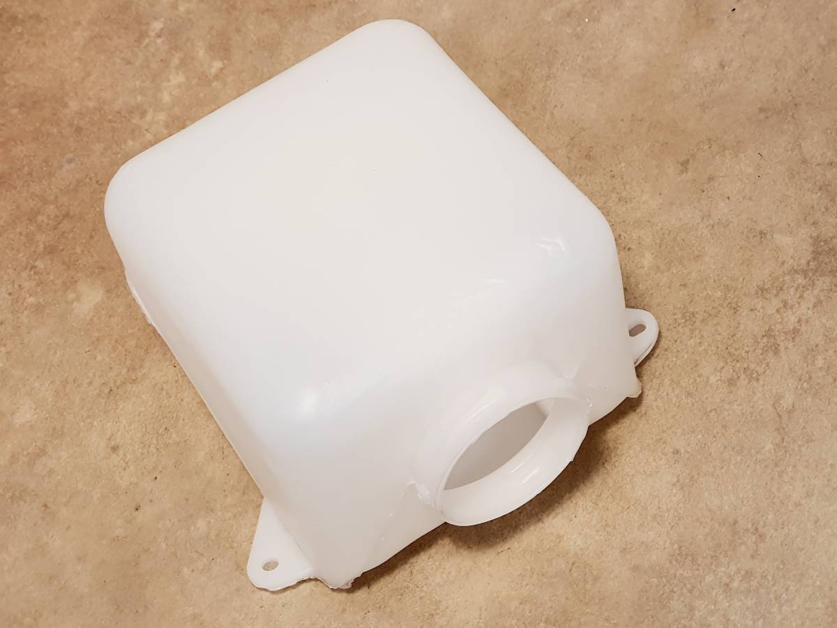 ルノー・4 キャトル ウォッシャータンク拍卖