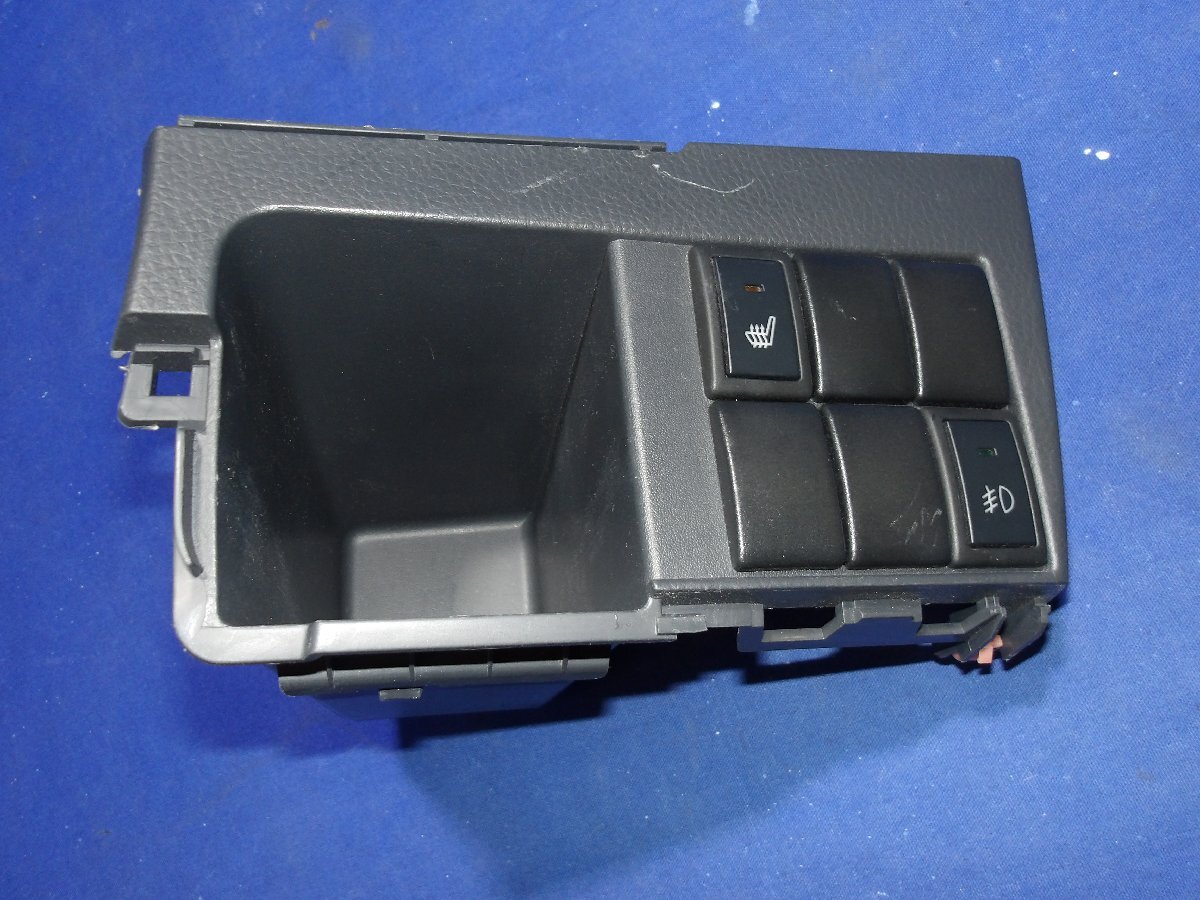 【B】スズキ ワゴンRスティングレー MH23S スイッチセット 73834-70K0拍卖