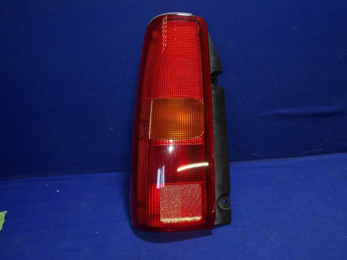 【C】スズキ ジムニー JB23W 純正 左テール KOITO 220-32081拍卖