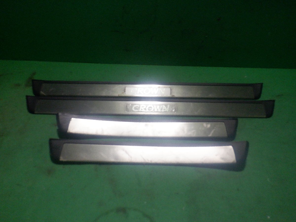 【C】トヨタ クラウン GWS204 後期 純正 スカッフプレート 1台分拍卖