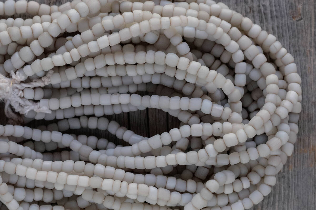 *Java grass beads拍卖