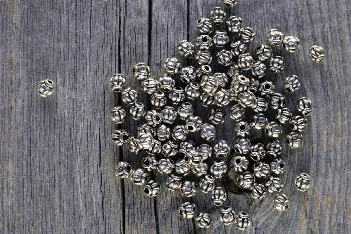 *Brass beads B拍卖