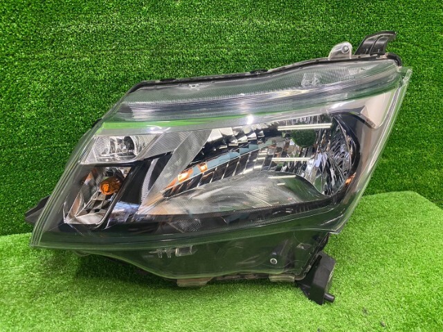 トヨタ タンク M900A ヘッドランプ 左 ライト 助手席側 81150-B1550拍卖