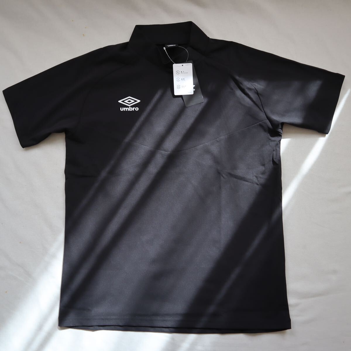 アンブロ(UMBRO)(メンズ)サッカーウェア UVカット エリートハーフジップ半袖シャツ UUUTJA70 メンズM拍卖
