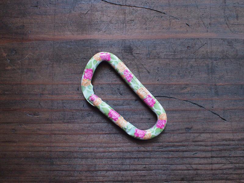 バラのプリント・おしゃれ用カラビナ☆花柄NOT FOR CLIMBINGバッグチャームキーホルダー拍卖