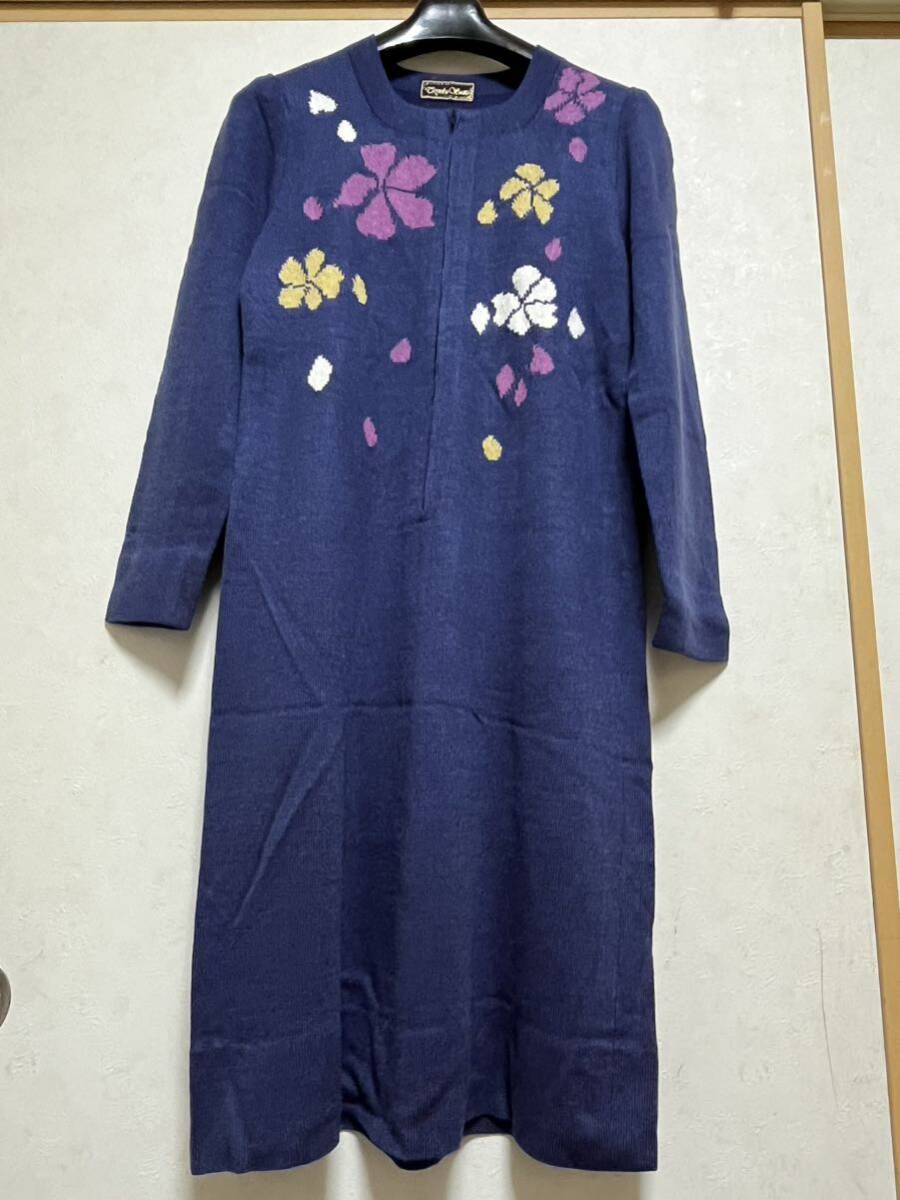 古着/ユーズド/レトロ*斎藤都世子/saito toyoko*ニットワンピース*M〜Lサイズ*紺色に花柄拍卖