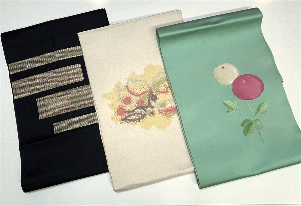 花とら●リサイクル帯 名古屋帯 3本まとめて 黒地 ミントグリーン まんじゅう菊 紬地 生成り 相良刺繍 240503拍卖