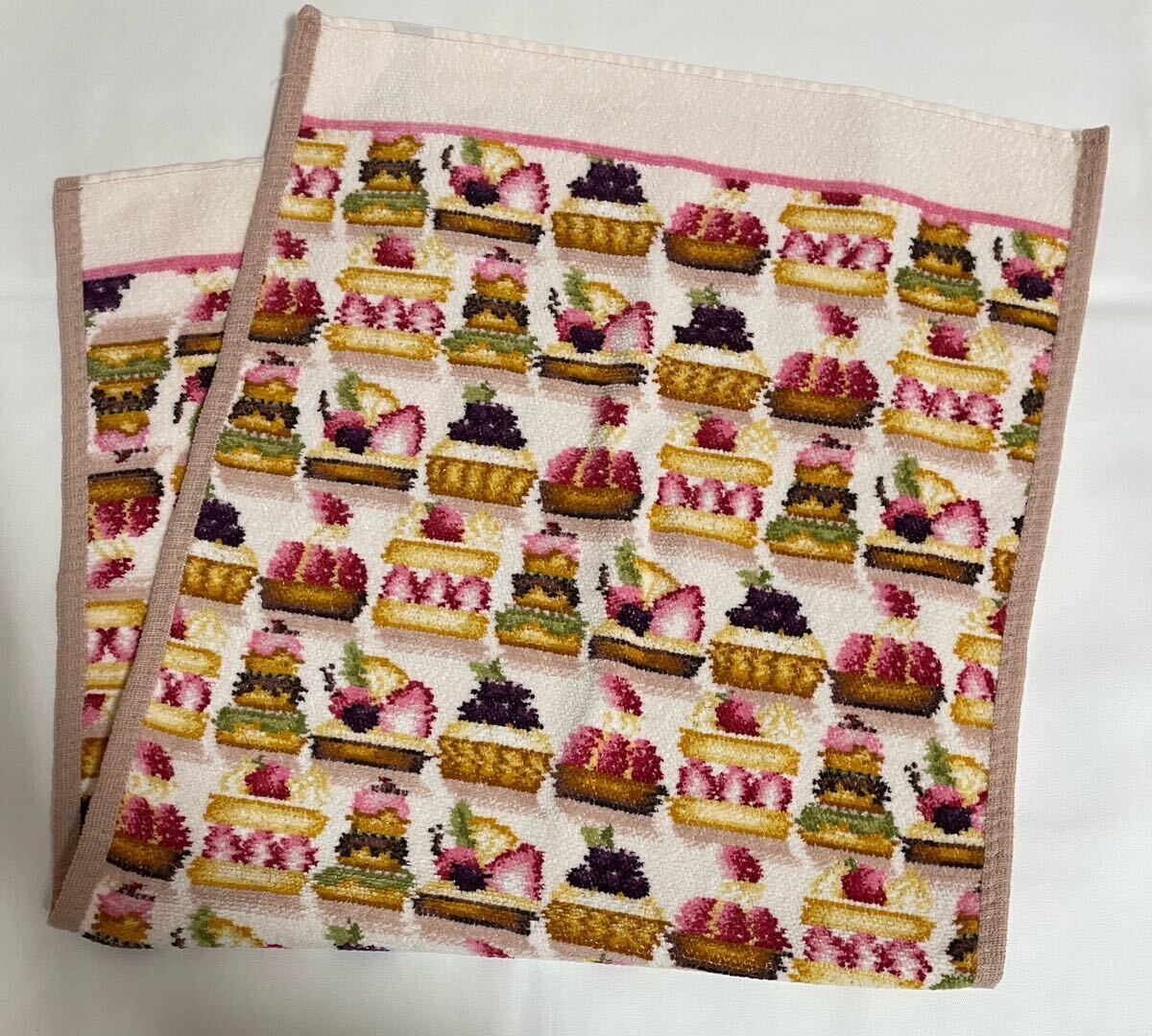 FEILER ハンドタオル ケーキ拍卖