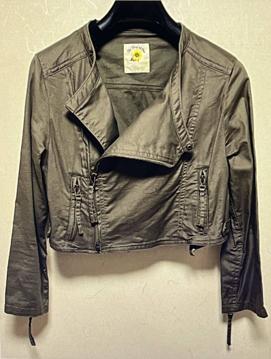 3万BEAMSアシンメトリーアウター☆ショート丈ジャケット 綿ストレッチ可愛いミリタリーコットン 美品カーキ グリーン ライダース 七分丈拍卖