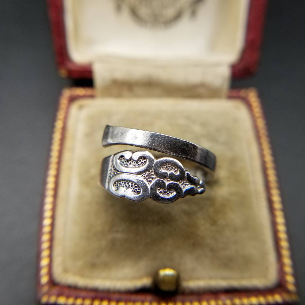 1847 Rogers Brothers シルバープレート ヴィンテージ スプーンリング ラップ アールデコ装飾 アンティーク YNB23拍卖