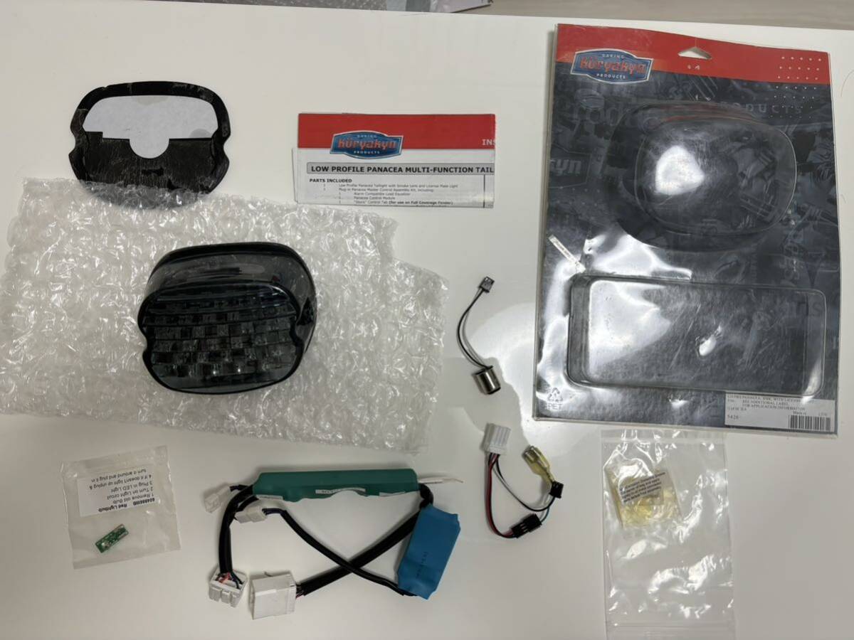 Kuryakyn クリアキン ハーレー パナシア テールライト 5426 FLST拍卖