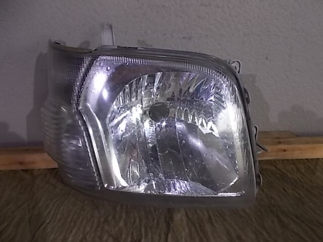 S321V ハイゼット 右ヘッドライト(159099)拍卖