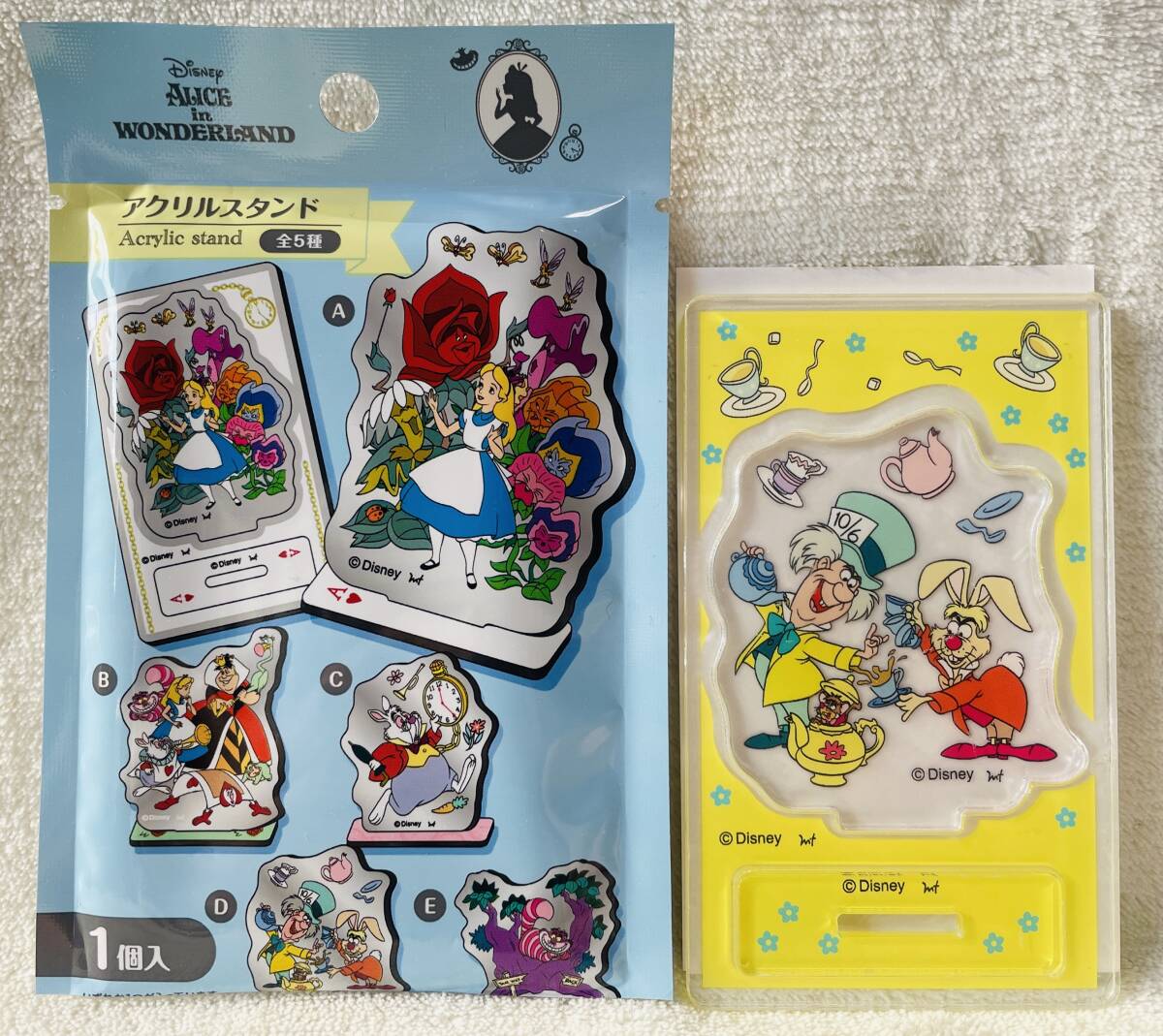 送料110円~★ディズニー ふしぎの国のアリス アクリルスタンド★アリスインワンダーランド 不思議の国のアリス マッドハッター 3月うさぎ拍卖