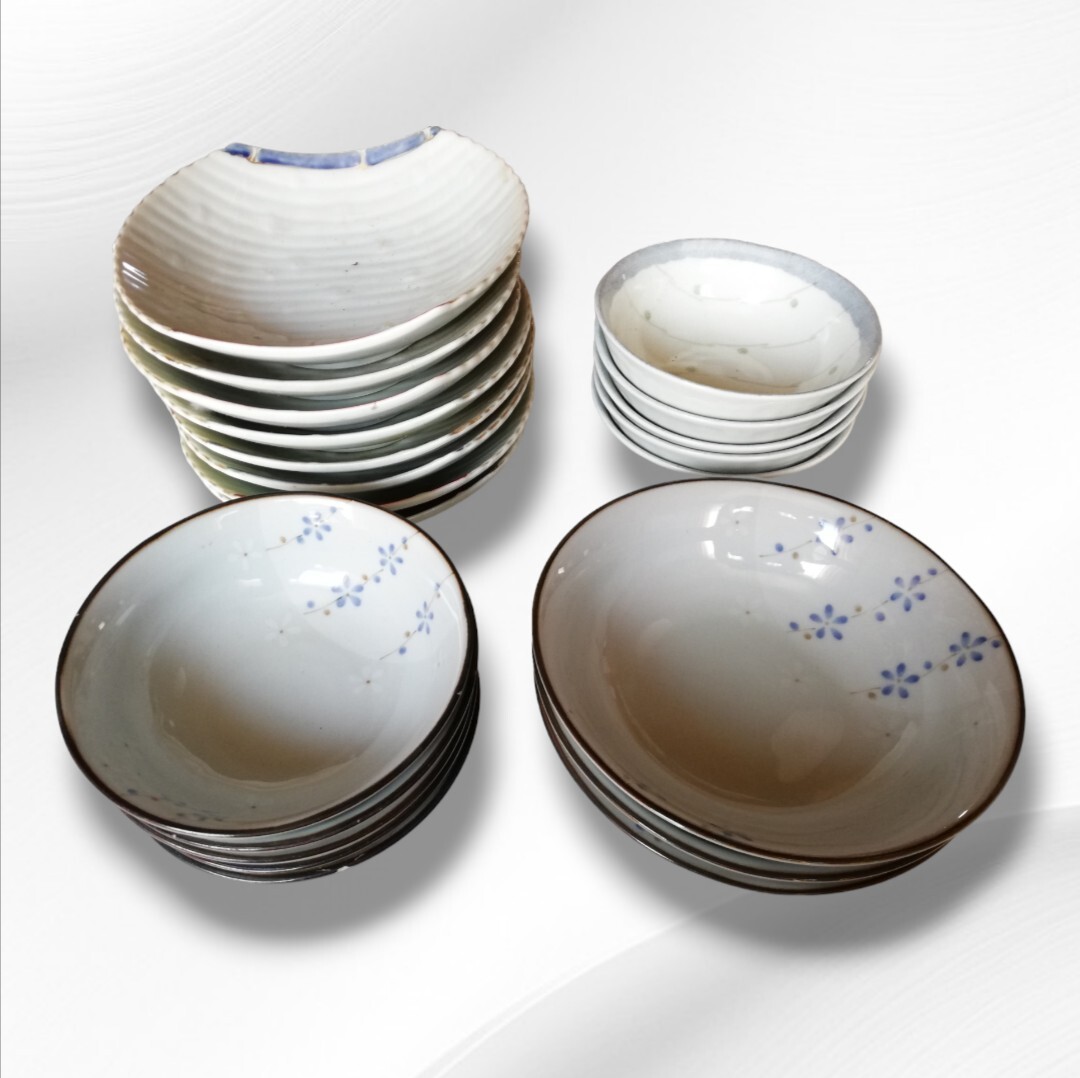 シンプル 食器 まとめ売り ■ 21点セット ■ お皿 小鉢 小皿 他 取り皿 和食器 / 現状品拍卖