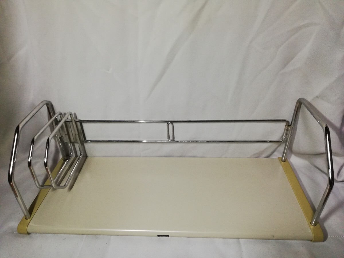 送料無料! 昭和レトロ ウチダ 内田 スチールラック ブックスタンド 本棚 収納棚拍卖