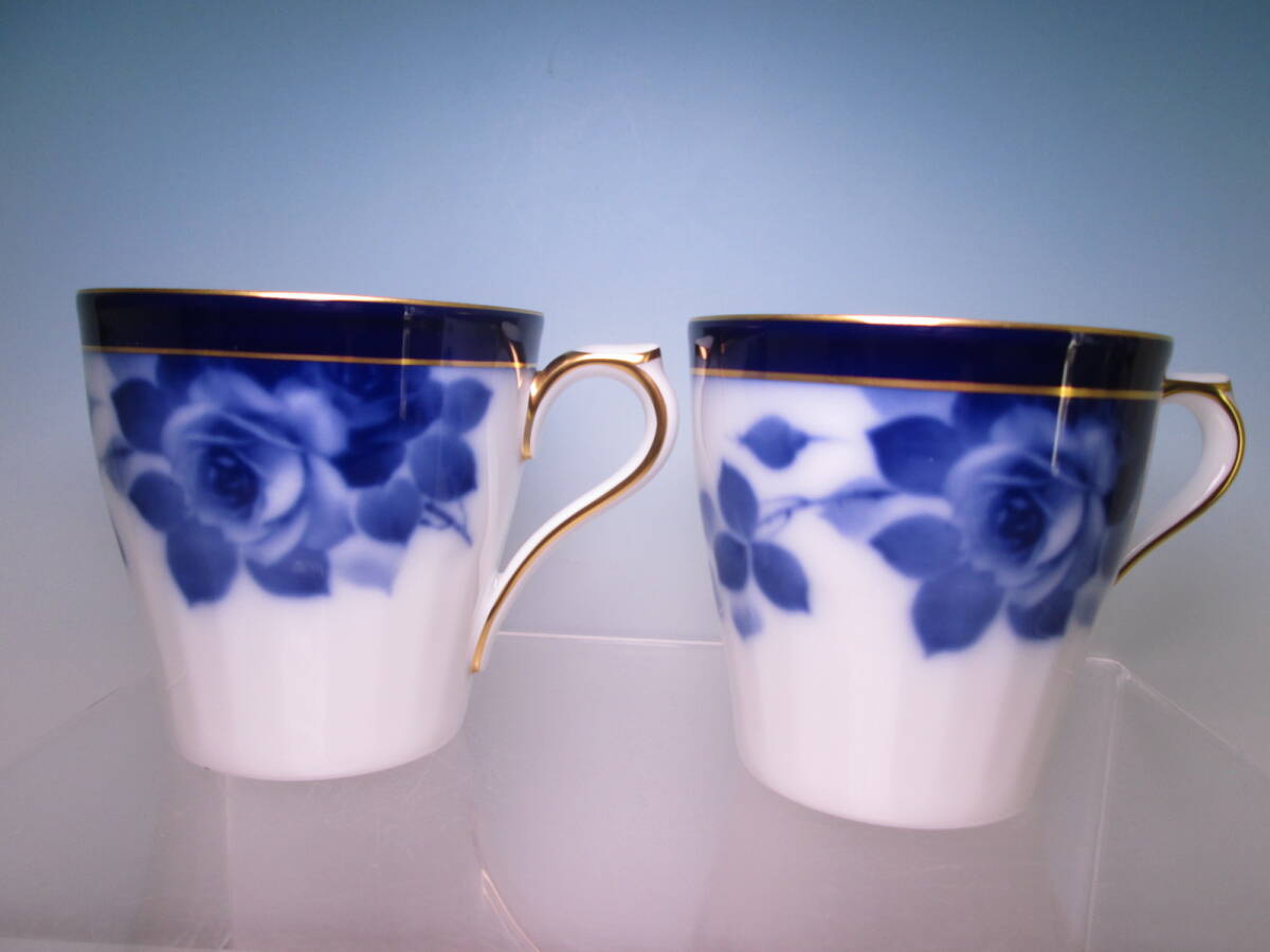 ☆大倉陶園 オークラ ブルーローズ 金彩 薔薇の花文 マグカップ 2客 箱無拍卖