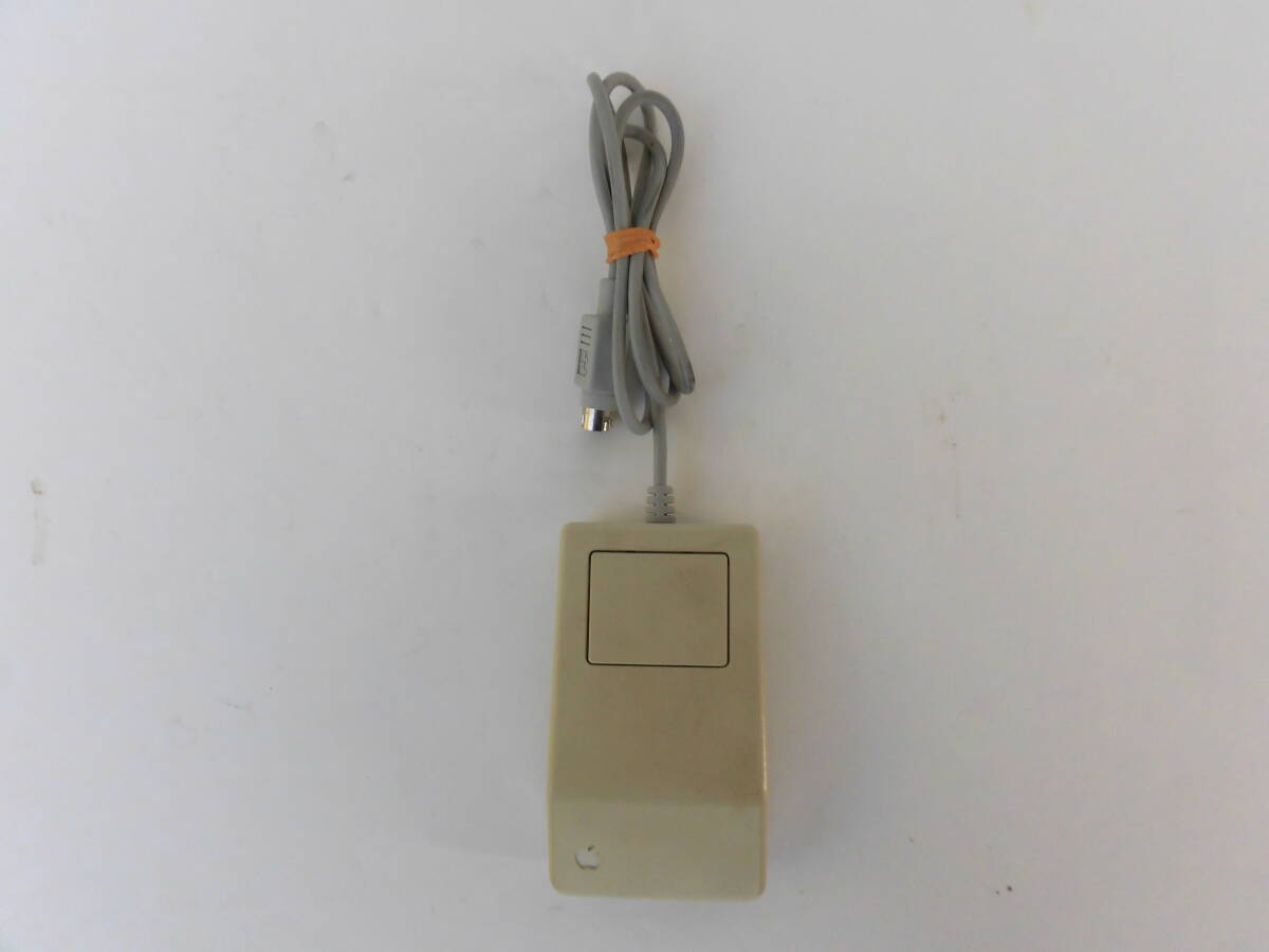 Apple Desktop Bus Mouse (G5431)拍卖