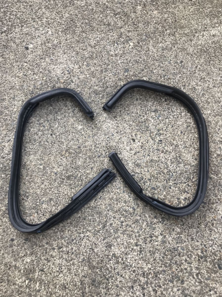 空冷ワーゲン レイトバス 三角窓シール(左右セット)拍卖