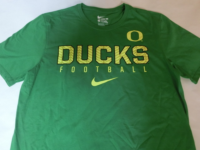 USA購入 激レア ナイキ【Nike】USカレッジ【OREGON DUCKS】オレゴン大学ダックス 【DUCKS FOOTBALL】ロゴプリントTシャツUS L 緑拍卖