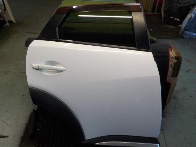 CX-3 DK5FW 右後ドア 34K/パールホワイト【個人宅宛発送不可】拍卖