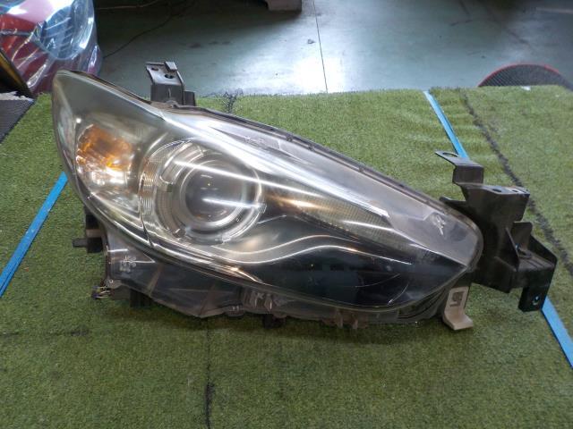 アテンザ GJ2FW 右ヘッドランプASSY LED レンズ劣化【個人宅宛発送不可】拍卖