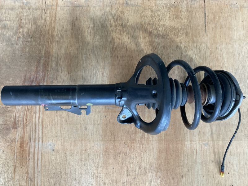 PORSCHE ポルシェ 911 H20年 純正 リアショックアブソーバー ABA-997M9701KF PORSHE REAR SHOCK ABSORER ID:365拍卖