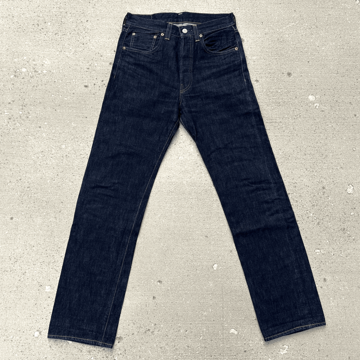 ホワイトオーク 米国製 1947年モデル LEVI’S 501XX 47501-0117 W30(W29) L34 濃紺 美品 リジッド アメリカUSA製 ジーンズ デニムパンツ拍卖