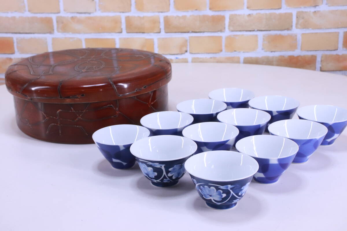 レトロ! 茶櫃 木製 湯呑12個(10個+2個)セット 10個富士マーク 深川製磁 2個は不明 アンティーク 骨董 蔵出し品■(F9294)拍卖
