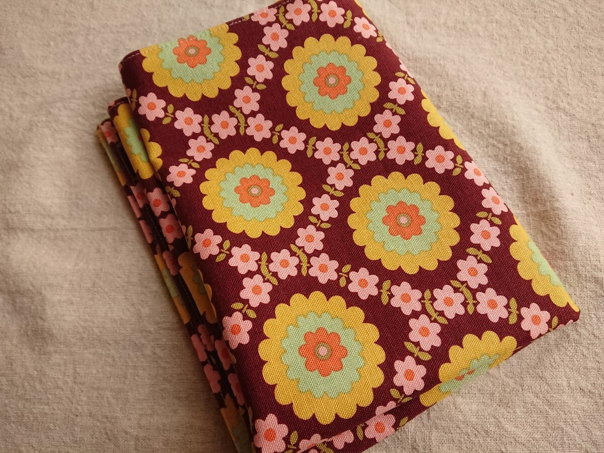 ハンドメイド 大判ランチョンマット レトロフラワー 40×60 茶色ブラウン リバーシブル 給食マット手作りhandmade新品 拍卖