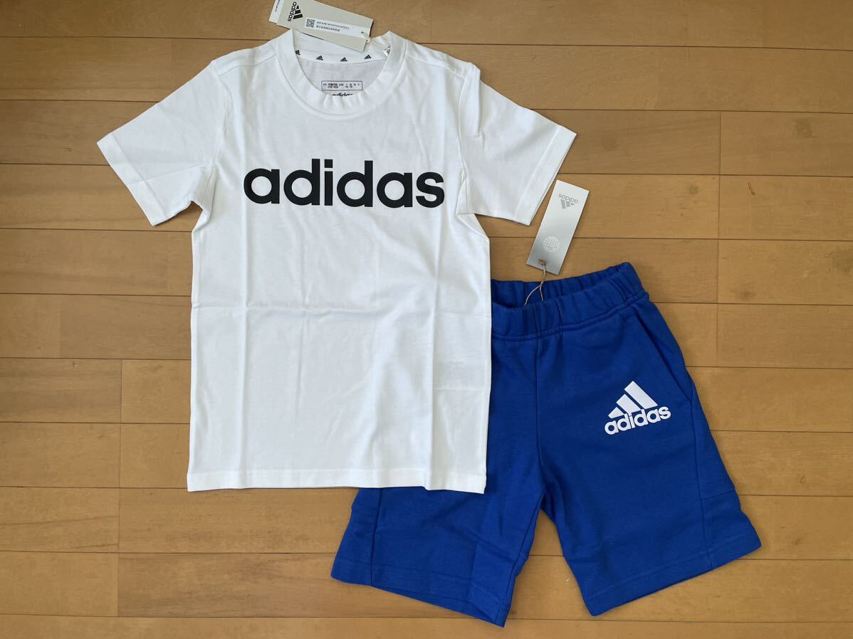 新品★送料込み!!★adidasアディダス★130★快適!!半袖Tシャツ(ホワイト 白)・パフプリントロゴ!スウェットパンツ(ブルー 青)★上下★即決拍卖