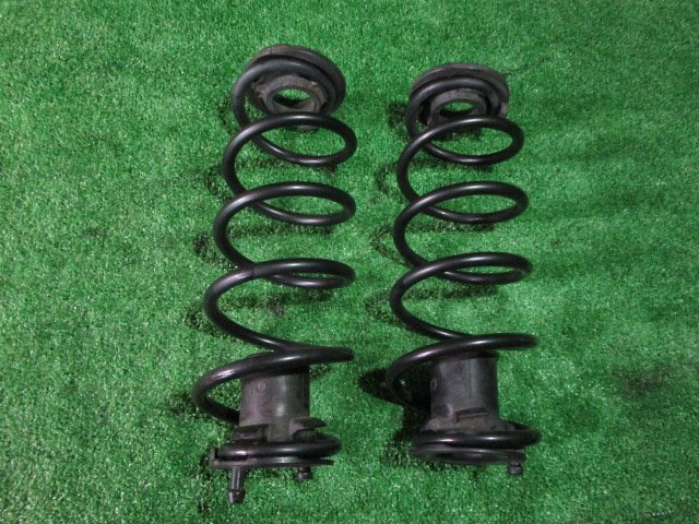 【A62046】◇N-BOX JF1 左右リア スプリング拍卖