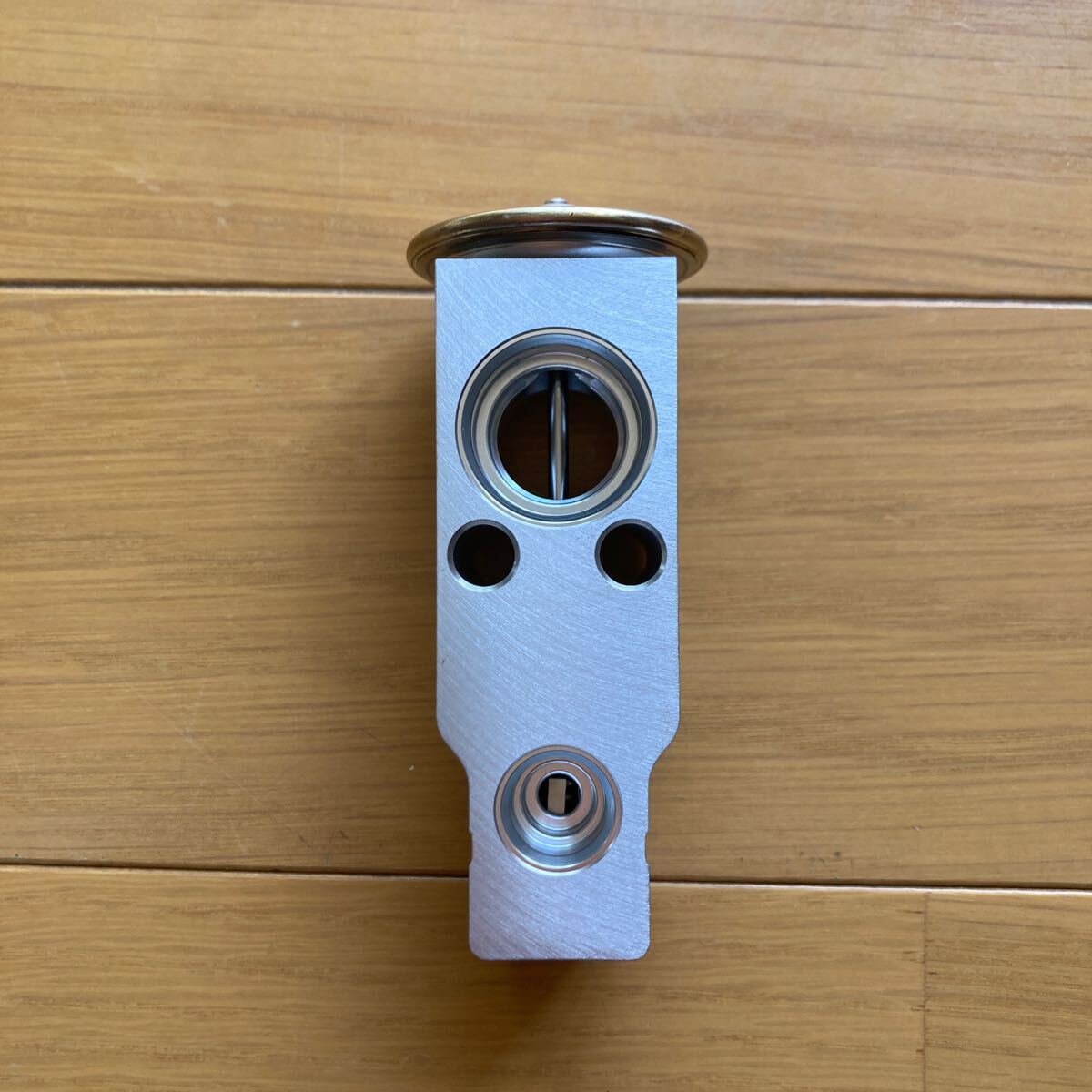 ハイラックスサーフ KZN185W VZN185W RZN185W KDN185W エキスパンションバルブ R134a用 純正新品 エアコンパーツ エキパン拍卖