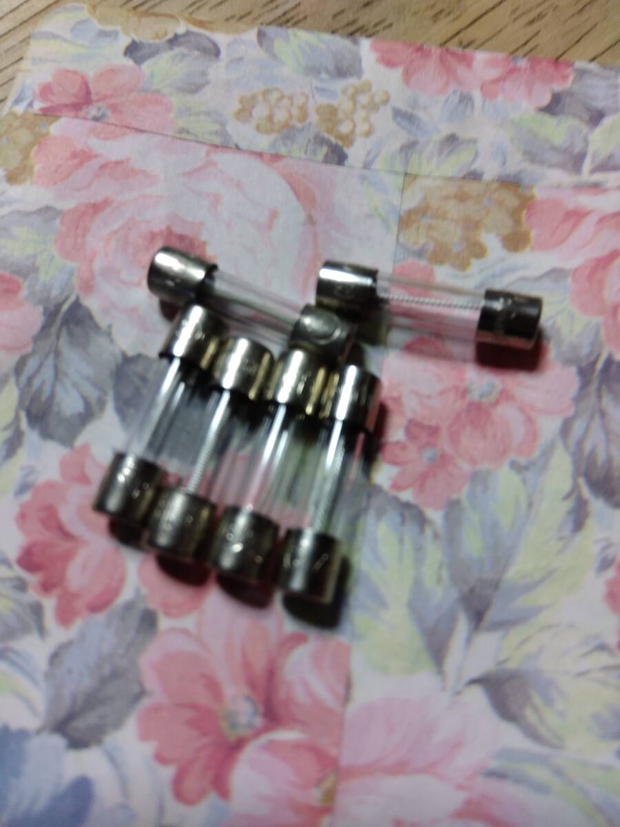 STUDER D740 に付属ヒューズ 未使用品 1630mA L250V 2本 600mA 250Vac 2本 T315L 250V 2本拍卖