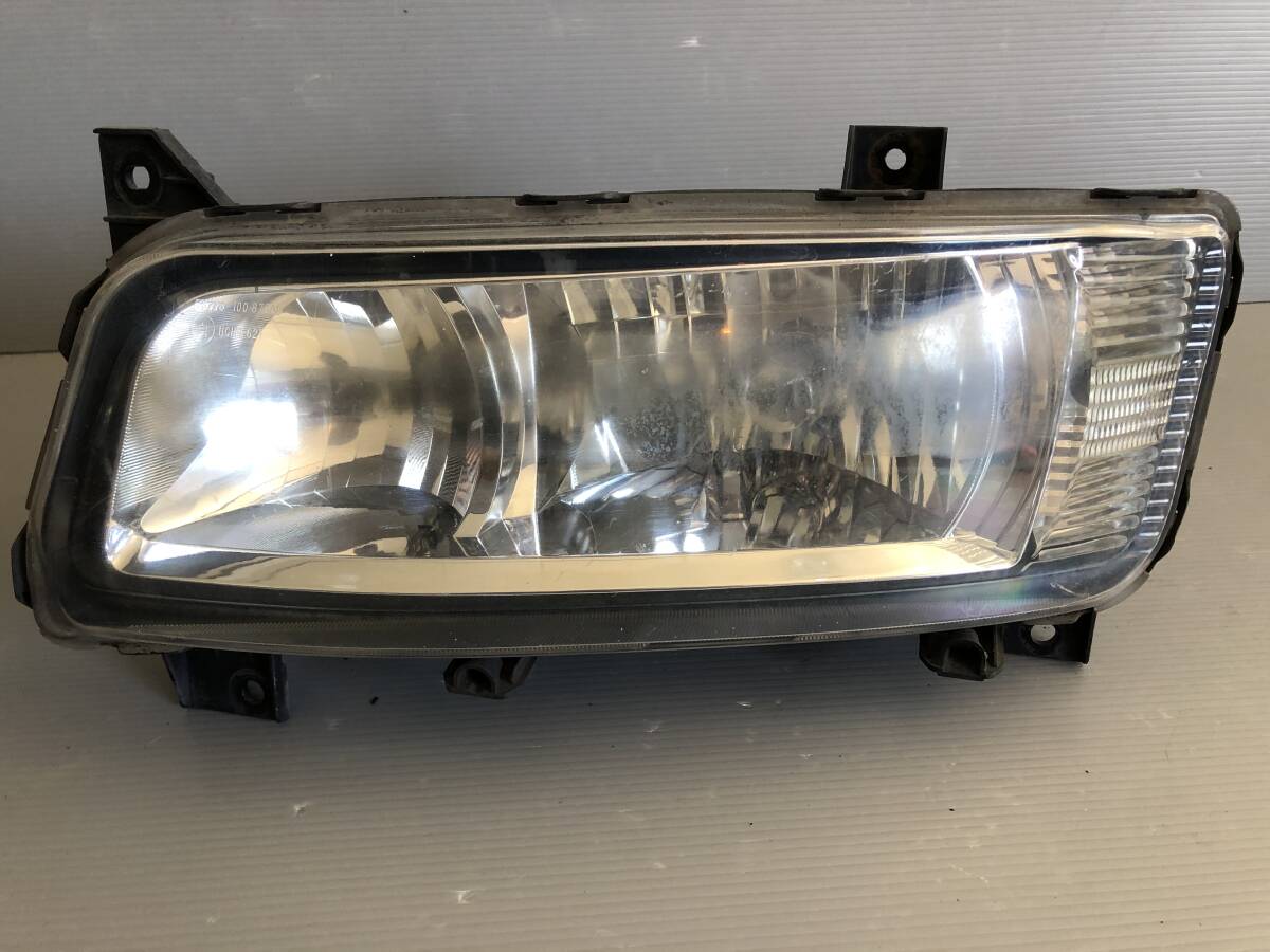 15639m 三菱 ふそう スーパーグレート ヘッドライト 左 左側 助手席側 KOITO 100-87909 点灯確認済み拍卖