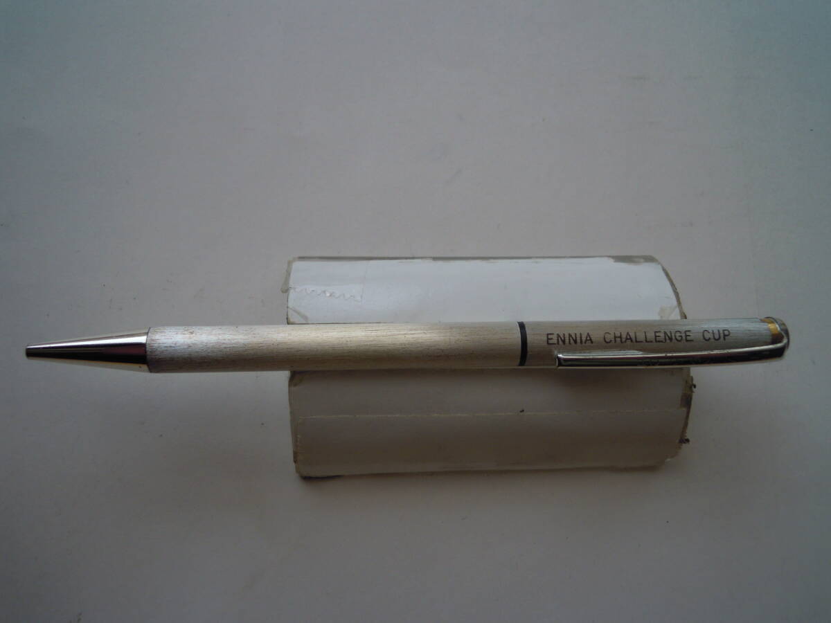 ノベルティ/ENNIA CHALLENGE CUP 細身のボールペン★定形外郵便拍卖
