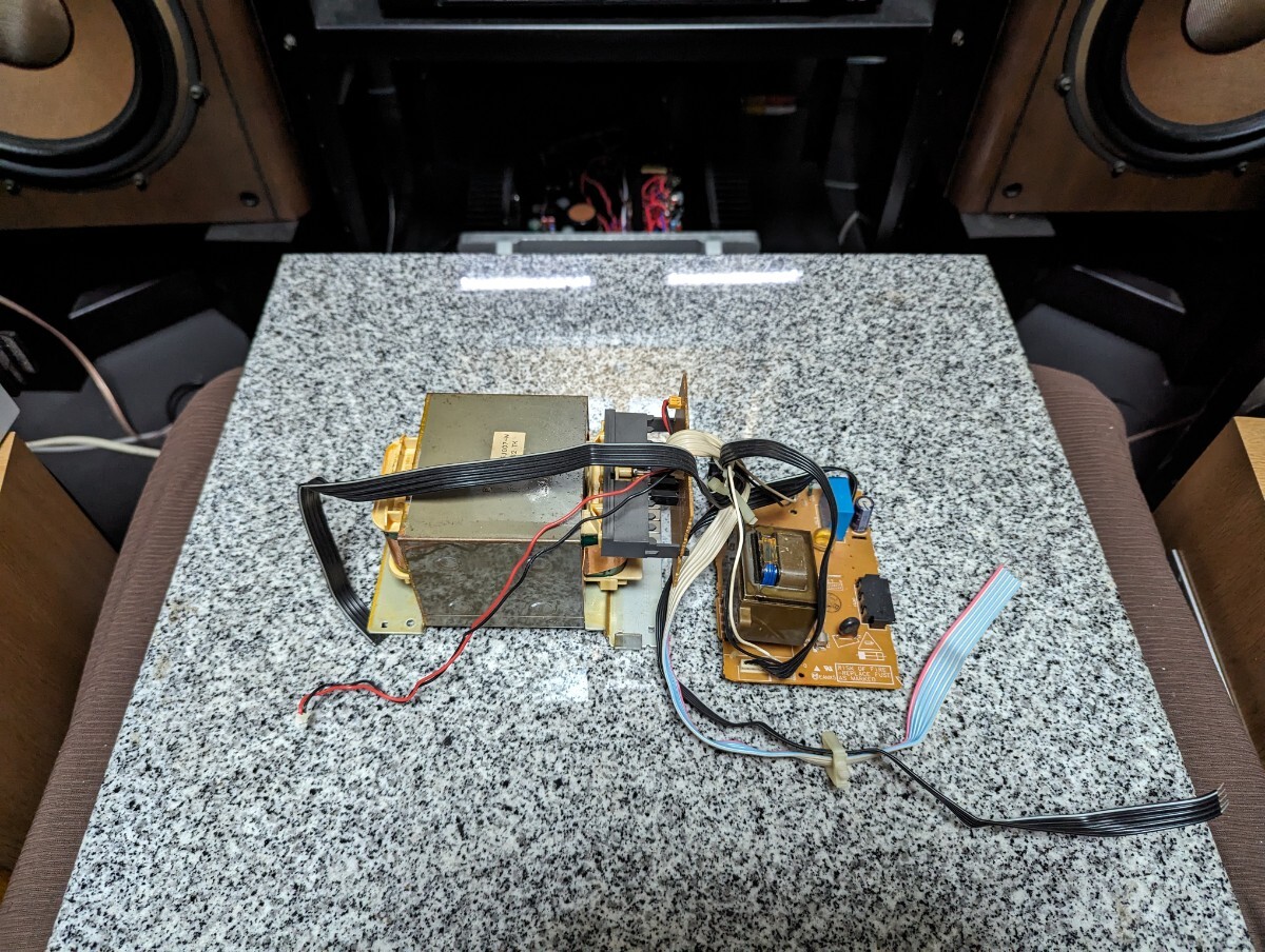 Technics se-a1010 パワーアンプ トランス一式 動作品より抜きとりました。修理などにいかがでしょうか?拍卖