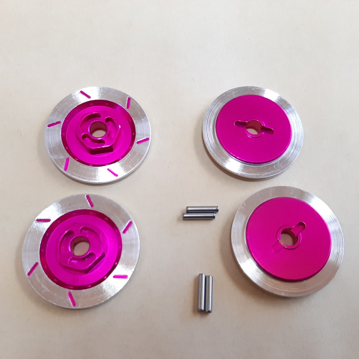 ●即決価格●送料無料●アルミ● リアル ブレーキ ディスク 型 ホイール ハブ ●ピンク● ラジコンYD-2ドリパケ TA05 TA06 TT01 TT02拍卖