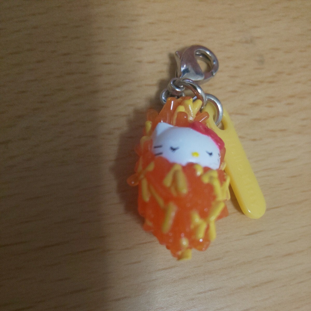 ハローキティ ファスナーマスコット みのむし拍卖