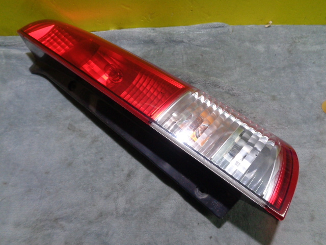 ルークス ML21S テールランプ右 純正 【送料込み】拍卖
