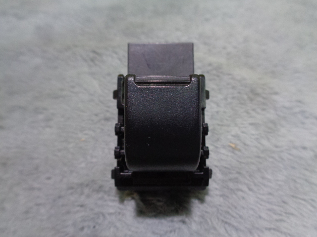 ★ルークス ML21S 助手席 パワーウインドウスイッチ 純正 【送料込み】拍卖