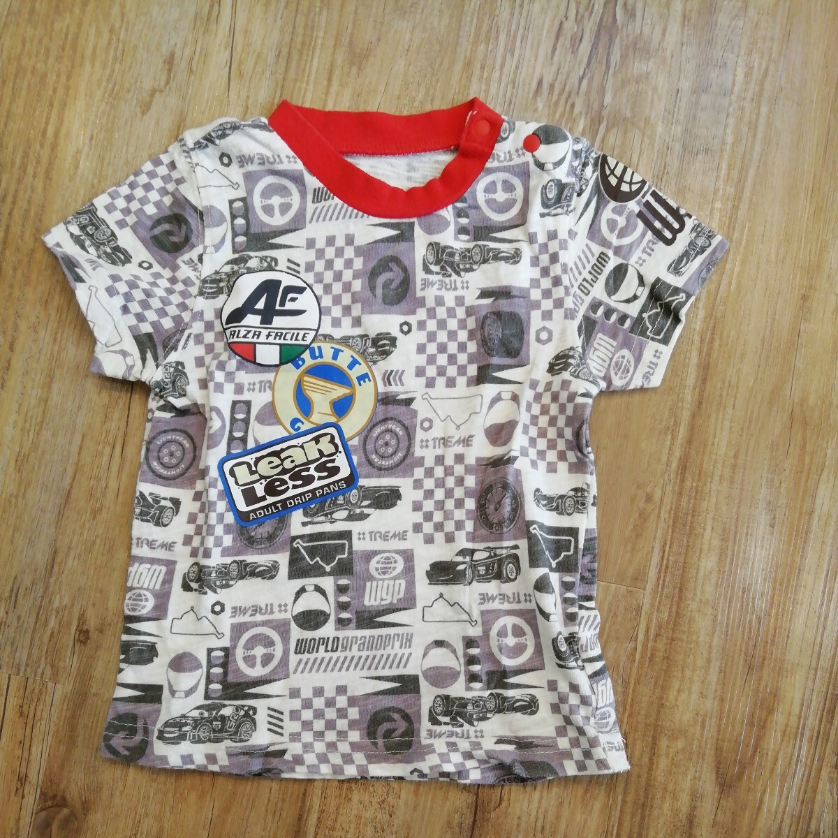 Disney PIXAR カーズ Tシャツ(80)拍卖