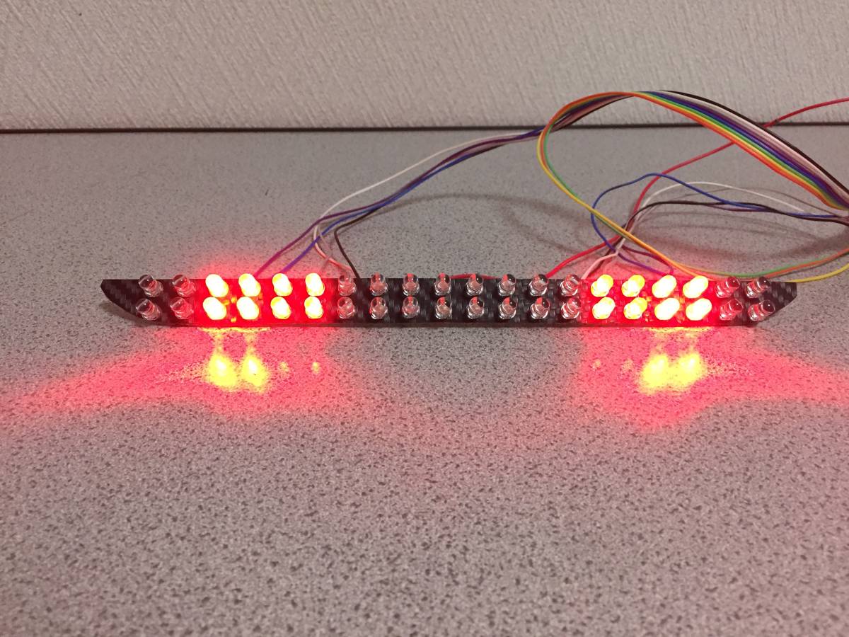 【60日保証】ハイエース 200系☆ブラックカーボン基盤★流れるハイマウントLEDユニット☆超爆光40発!拍卖