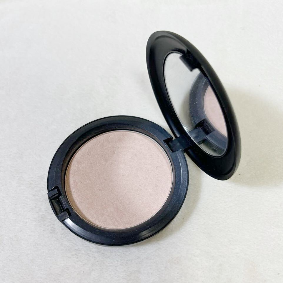 MAC ビューティパウダー トゥシック フェイスパウダー拍卖