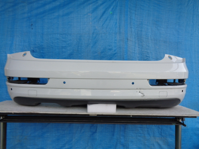 ☆BD957 アウディ Q3 8U リアバンパー 白 8U0807521AN拍卖