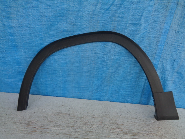 ☆BD968 ベンツ W243 EQB フェンダーモール アーチモール 左 フロント A2438808501拍卖