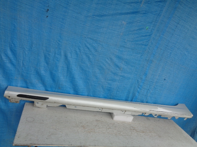 BE36 BMW G20 3シリーズ サイドステップ 左 白 51128069381拍卖