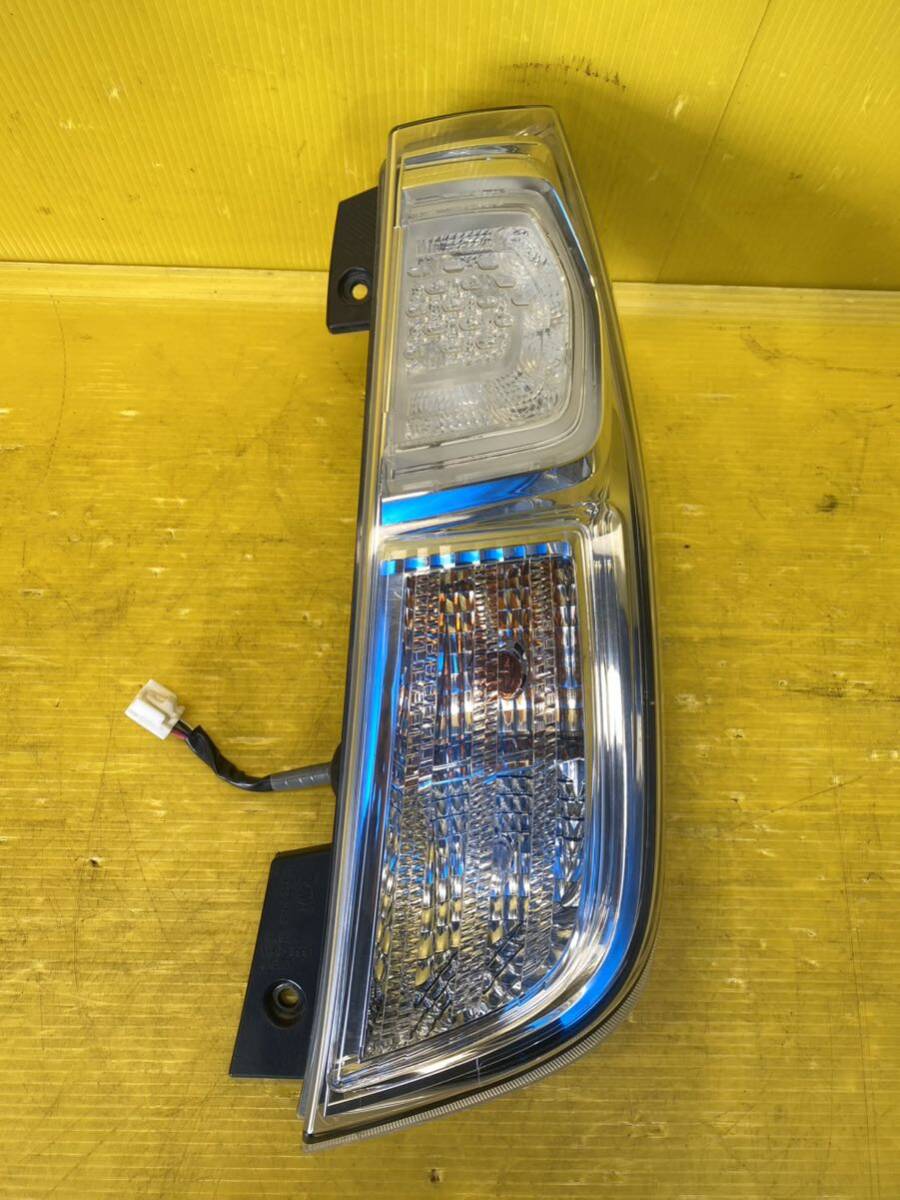 40771)日産デイズルークス ハイウェイスターB21A 右テールランプ 右テールライト IMASEN 1146-399R 送料1580拍卖