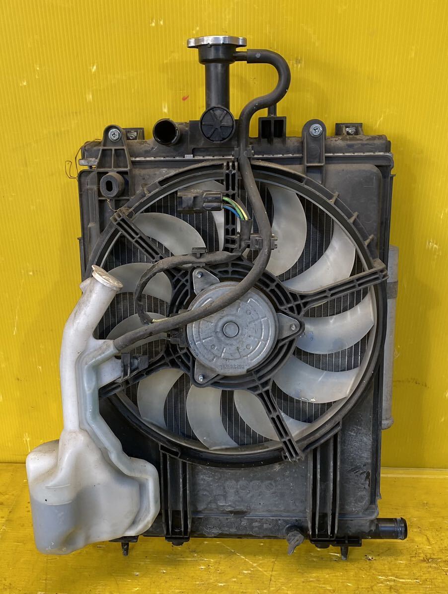 40755)日産デイズルークス B21A ハイウェイスター ラジエーター コンデンサー ファン セット送料2480拍卖