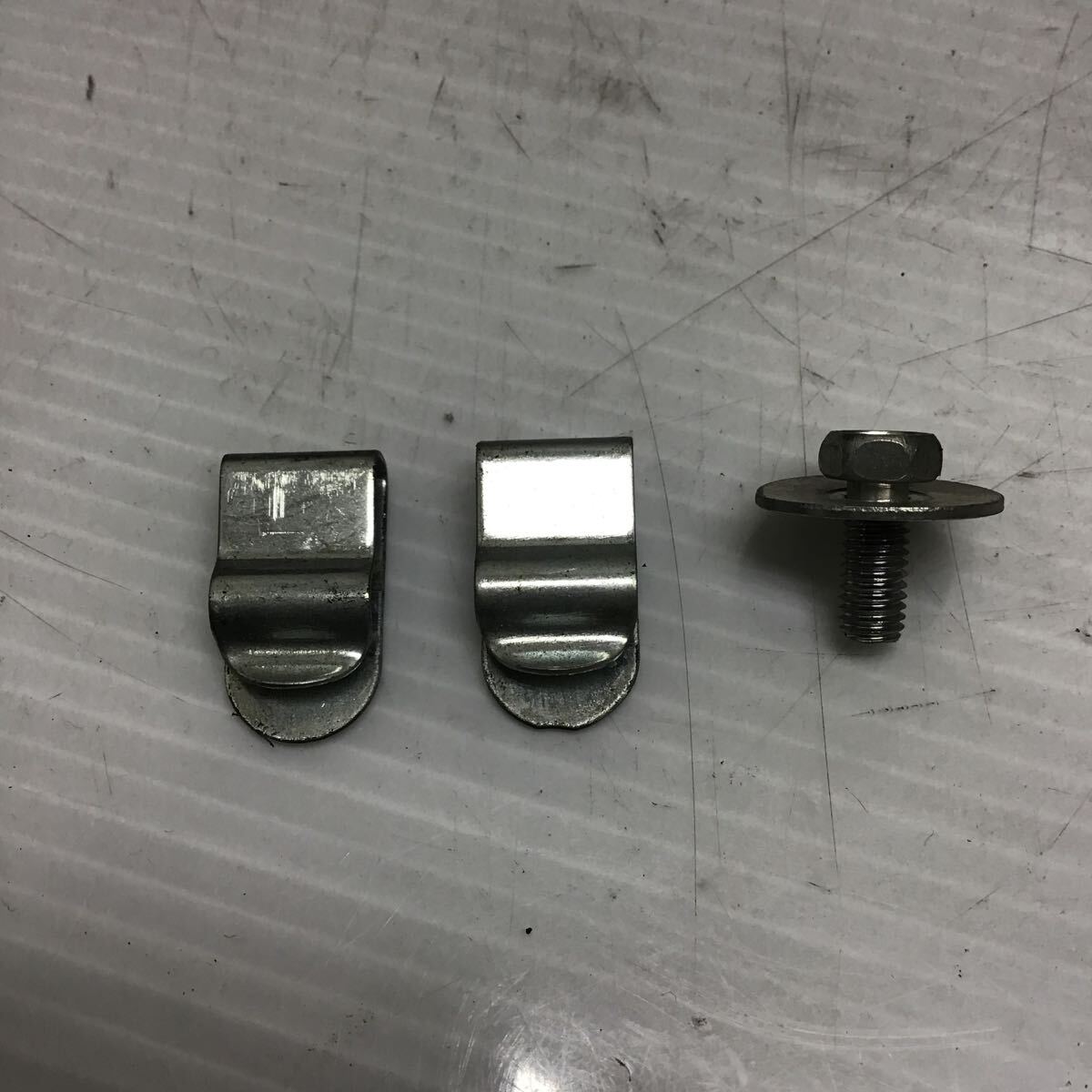 D46-3 スズキ アドレス125 DT11A ヘッドライトボルト 金具 純正部品拍卖