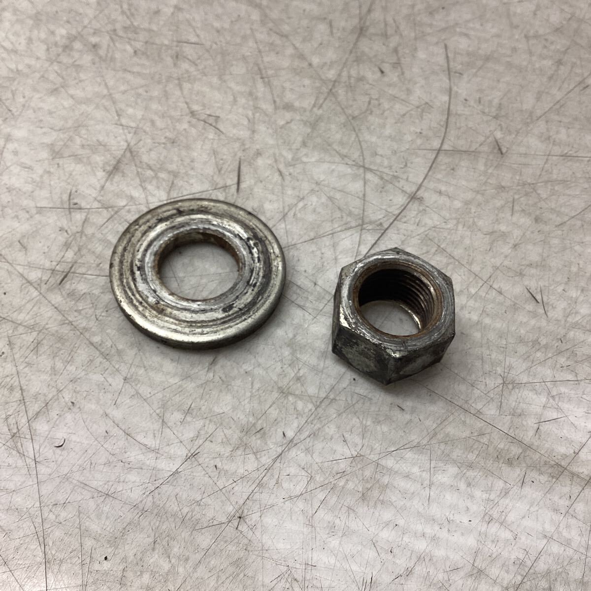 E28-17 スズキ アドレスV125S CF4MA リアホイール ナット 純正部品拍卖